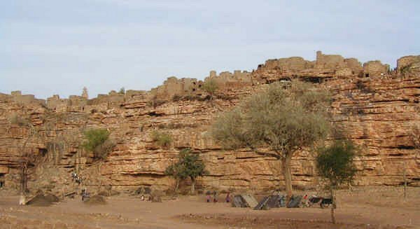Falaise unterhalb Niongono